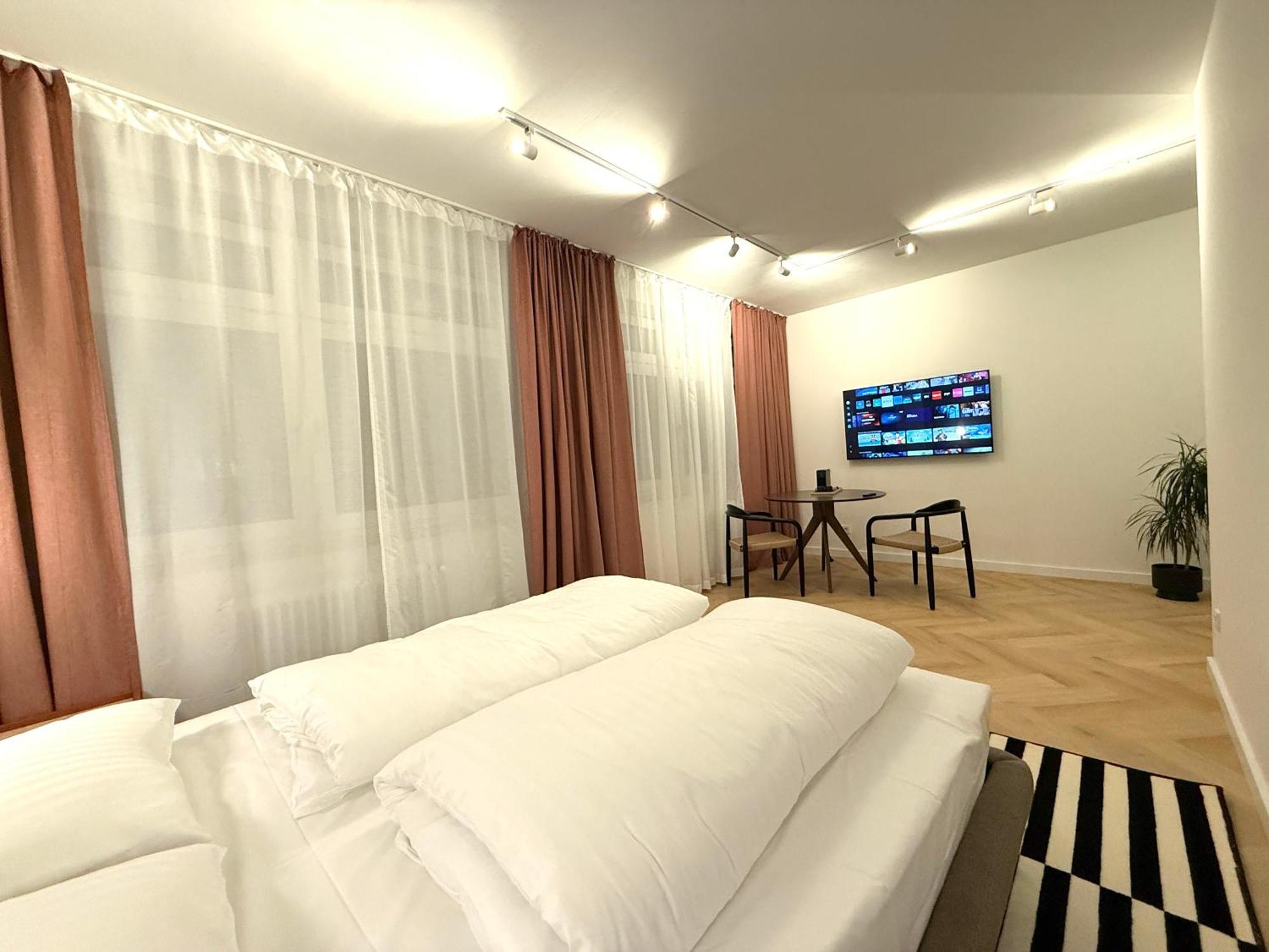 Stayzz By Homyzz - Modern Studios Alsterdorf -Winterhude- Stadtpark Hamburg-Harburg Exteriör bild