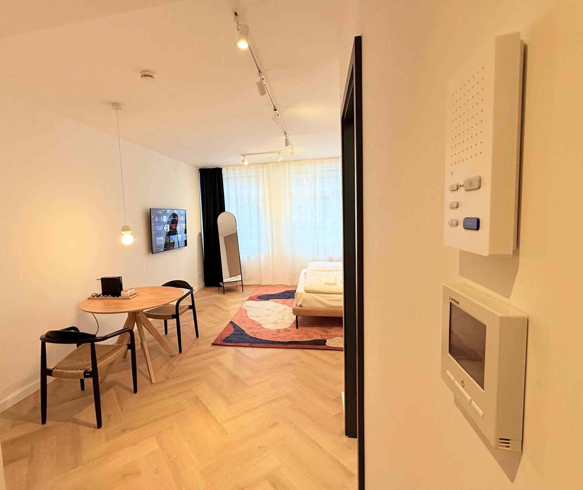 Stayzz By Homyzz - Modern Studios Alsterdorf -Winterhude- Stadtpark Hamburg-Harburg Exteriör bild